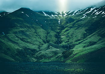 green-mountain-highland-cloud-royalty-free-thumbnail.jpg
